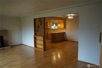 Living Room w Built In Bookcase