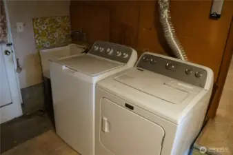 Washer & Dryer