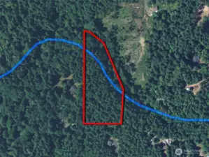 Overhead view with approximate boundaries in red. The blue line is the approximation of a type F stream.