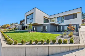 Welcome to a life of modern luxury