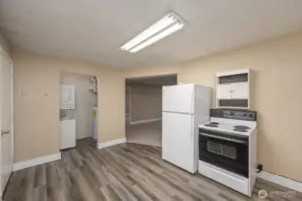 Appliances ARE included with this unit (Washer/Dryer, Stove/Range, Fridge)