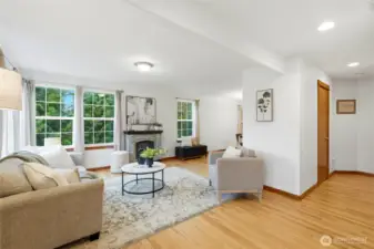 MAIN LEVEL LIVING ROOM