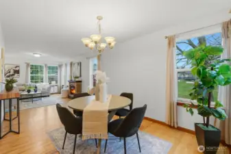 DINING ROOM FACING LIVING ROOM