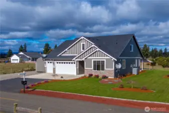 Custom Home, Luxury Finishes on approx 5 Acres