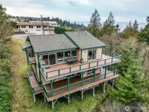 Panoramic Views From 2 Levels of Composite Decks!