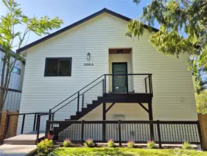 2558A is the upstairs unit of the 2-unit condo