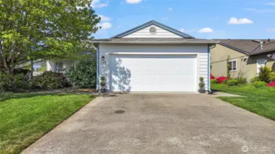 2 Car Garage w/ Entry To The Right