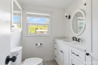 1/2 bath off kitchen