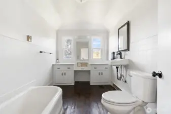 Upper level bathroom