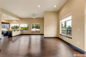 So spacious and beautiful laminate hardwoods.