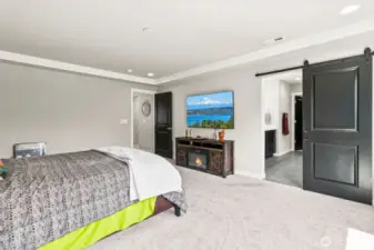 master bedroom - 3