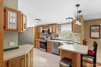All appliances stay with the home.