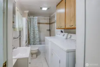 Full bath with laundry