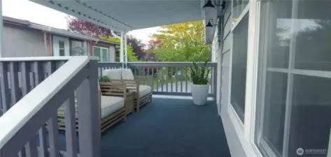 Spacious covered deck