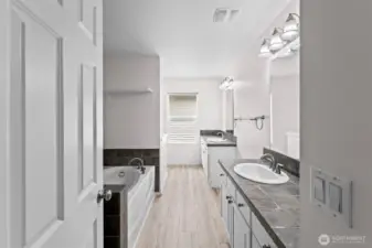 5 piece Primary bath