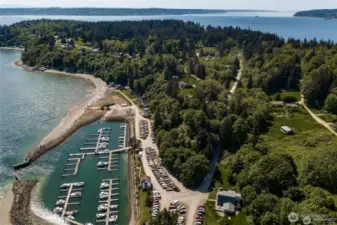 Aerial view of Hat Island