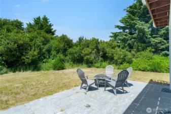 Firepit area of patio