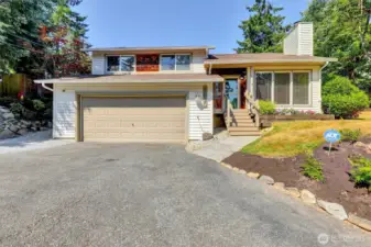 Move in before summer ends!