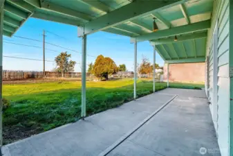 Need a quiet place to hang out for morning coffee or listening to the rain in the evenings? This covered back patio is perfect for that!