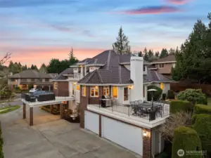 Meticulously maintained 4-bedroom, 4 bathroom home