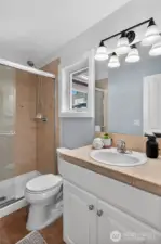 Upper level bathroom ensuite.