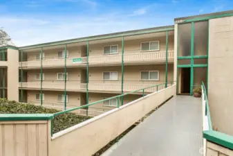 Bridge to building