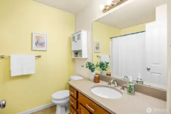 Full bath conveniently located near bedrooms 2&3