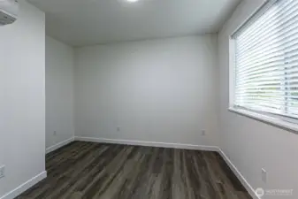 Office/bonus room