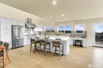 Kitchen w/Large Island