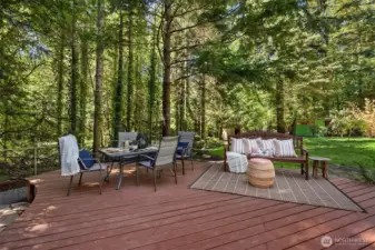 Back Deck in fenced in back yard