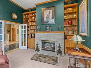 Gas Fireplace in the office / den / library