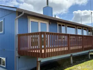 westerly deck from living room