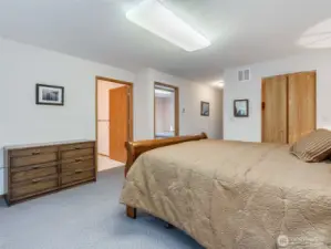 Main level Suite