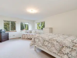 2L Bedroom