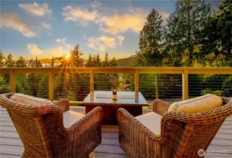 Welcome to 121 Marine Dr!