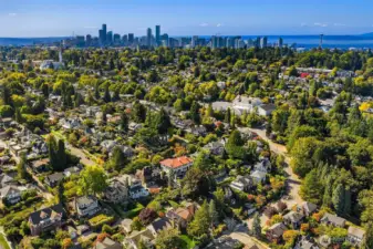 Enjoy close proximity to the city, Lake Washington, Bellevue, and more.