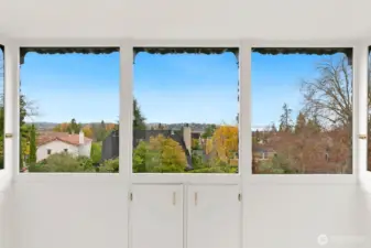 Juliet balcony with lake and mountain views!