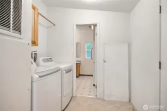 Laundry/ Utility Room/ Primary Bathroom