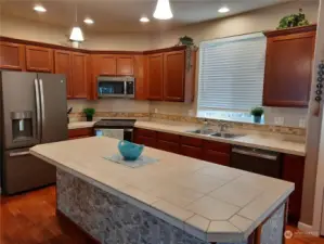 Plenty of counter space & Cabinets.