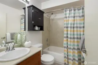 Upper level full bathroom.