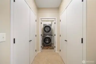 Washer/Dryer 2 years old
