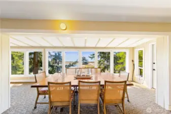 Plenty of room for a large dining table to entertain friends. This table seats 8 comfortably.