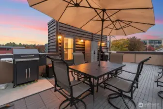 Rooftop patio, great for entertaining.