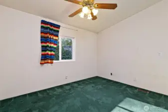 Dining room.