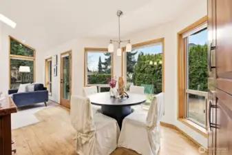 Dine-in kitchen with both island seating and a breakfast nook.