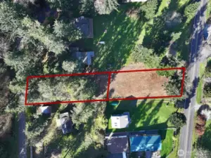 Adjacent double lot at Baby Island is sandwiched between Saratoga Rd and Salmonberry Rd in Langley!