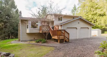 Beautifully maintained North Kitsap home. The front deck has been redesigned and rebuilt with composite decking.