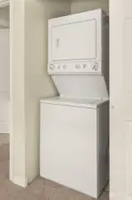 Washer & dryer in the unit