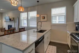 Large peninsula, great for meal prep.