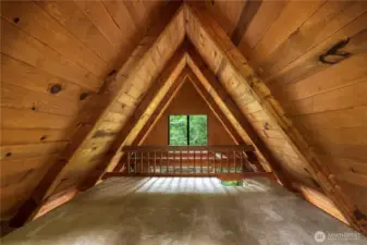 Open loft offers generous headroom and plenty of space.